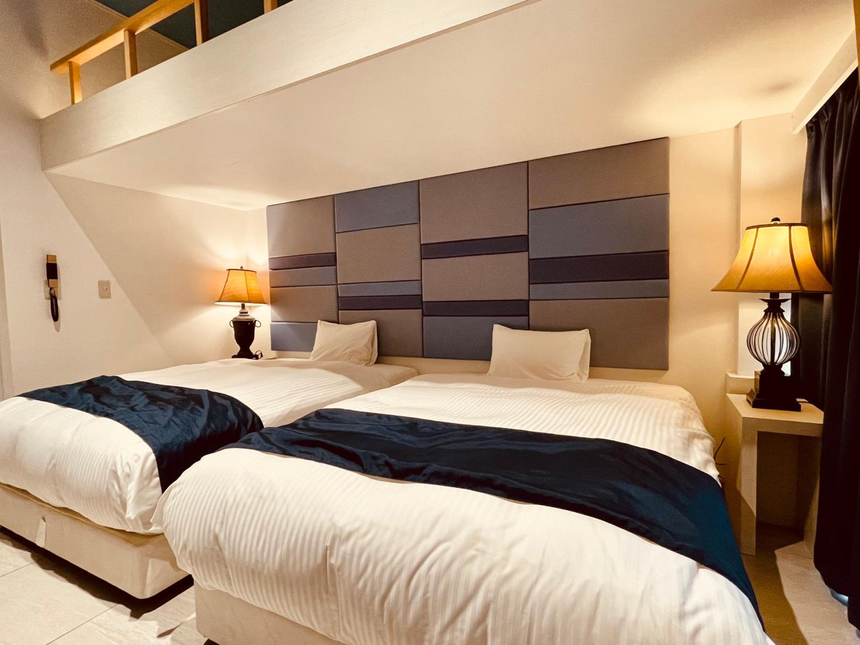 Type B, Executive, Twin Beds
