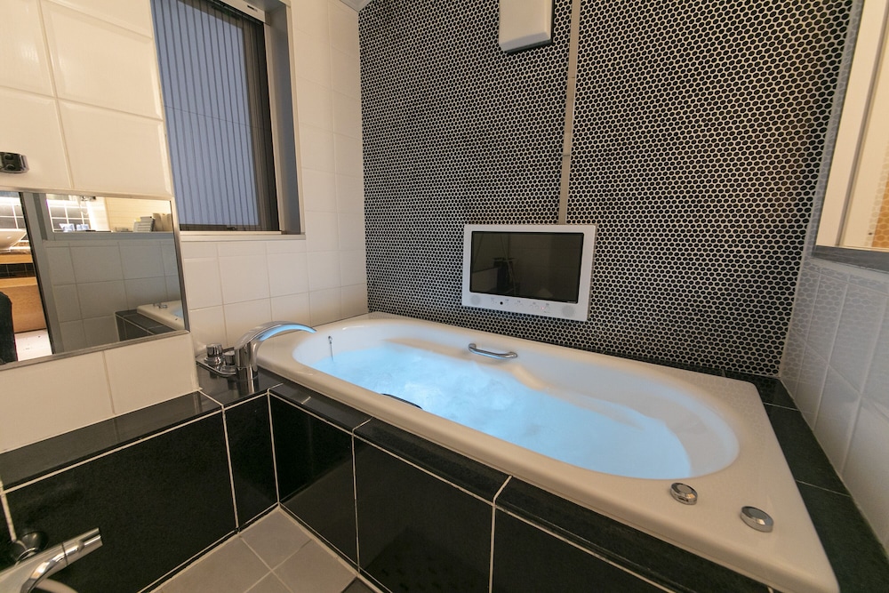 Hotel Aperto 60/61