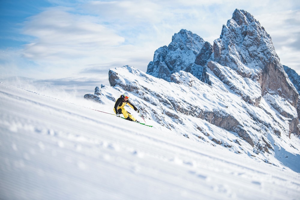 Hotel COSMEA Dolomites 48/50