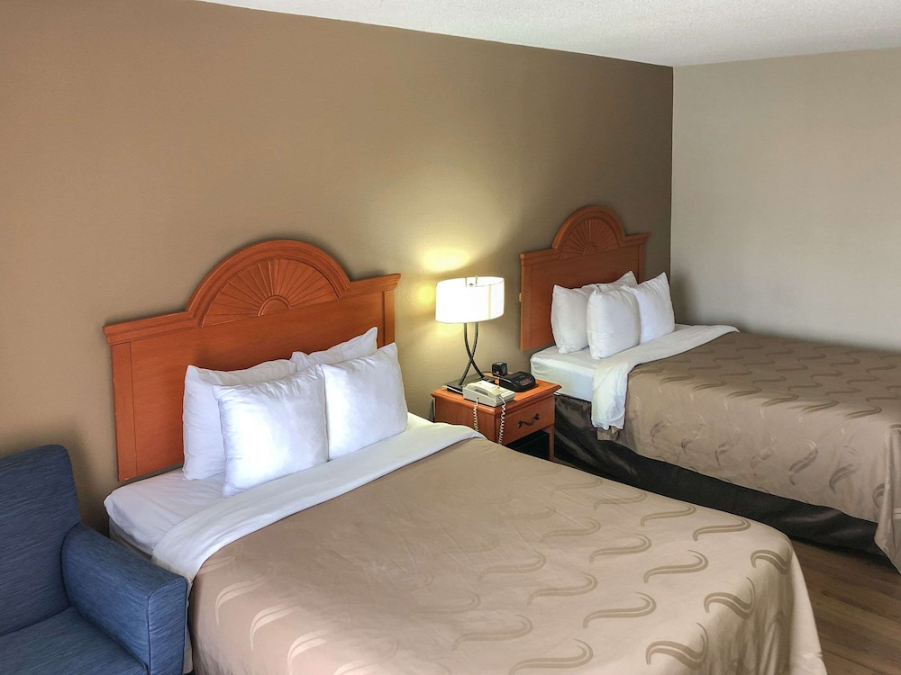 Quality Inn Near Joint Base Andrews-Washington Area 5/36