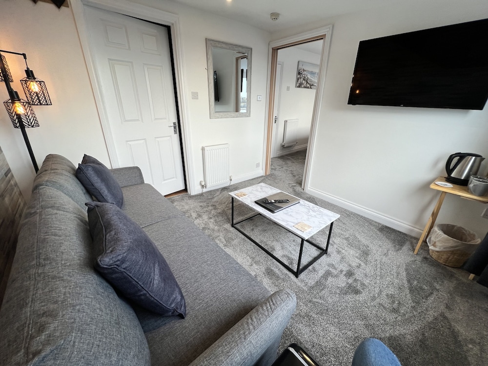Coach Guest House 22/42