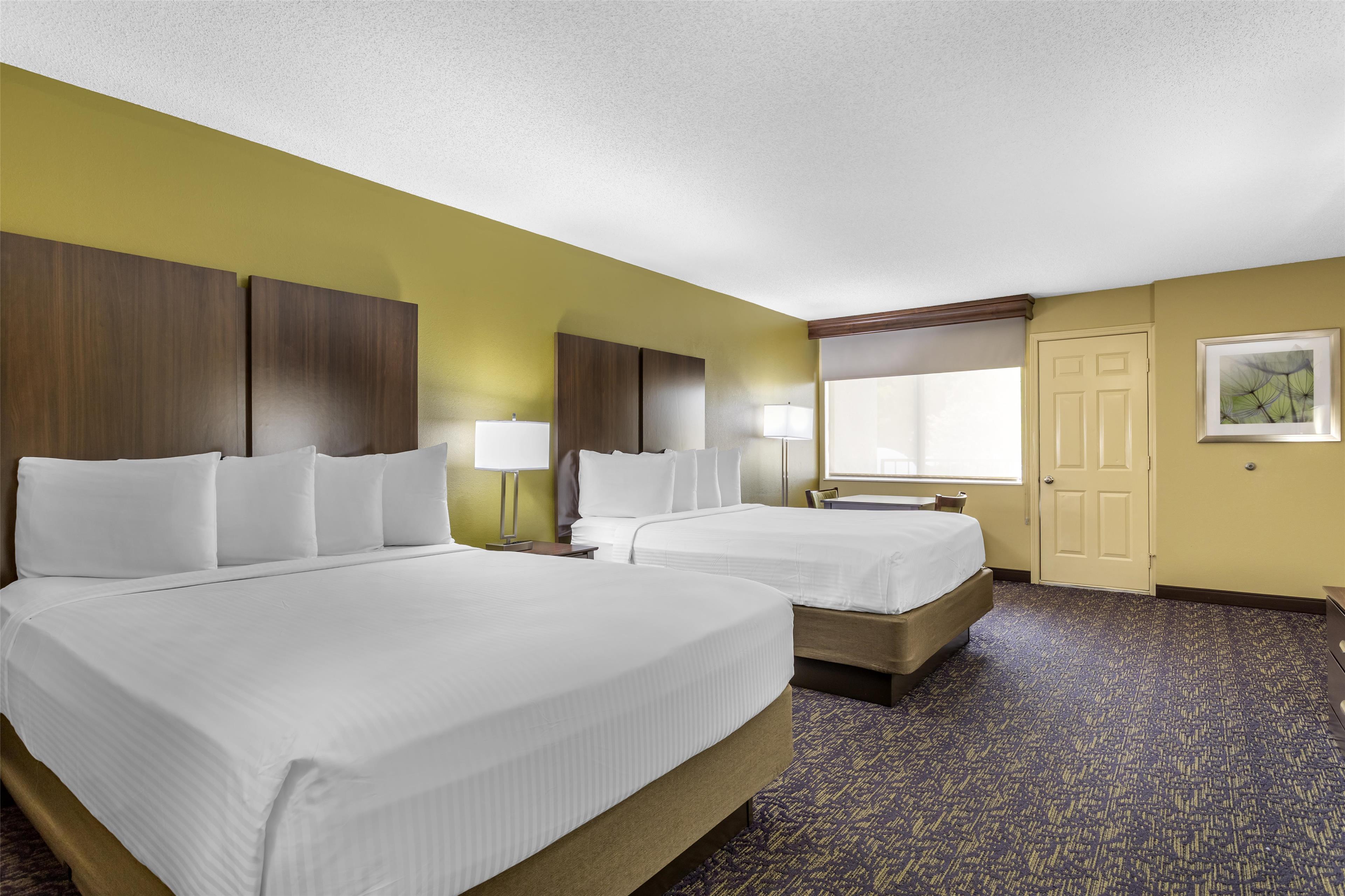 غرفة رباعية بسرير كوين لذوي الإعاقة، Best Western Plaza Inn 5/7