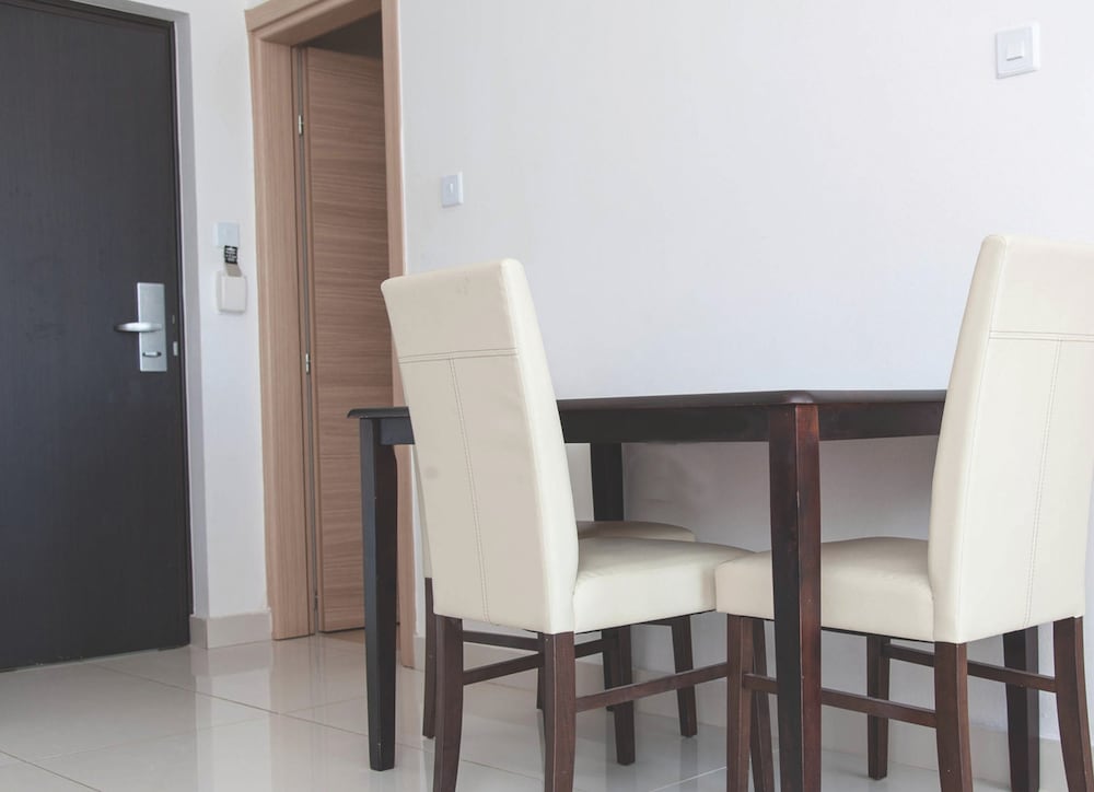 Marlita Beach Hotel Apartments 26/50