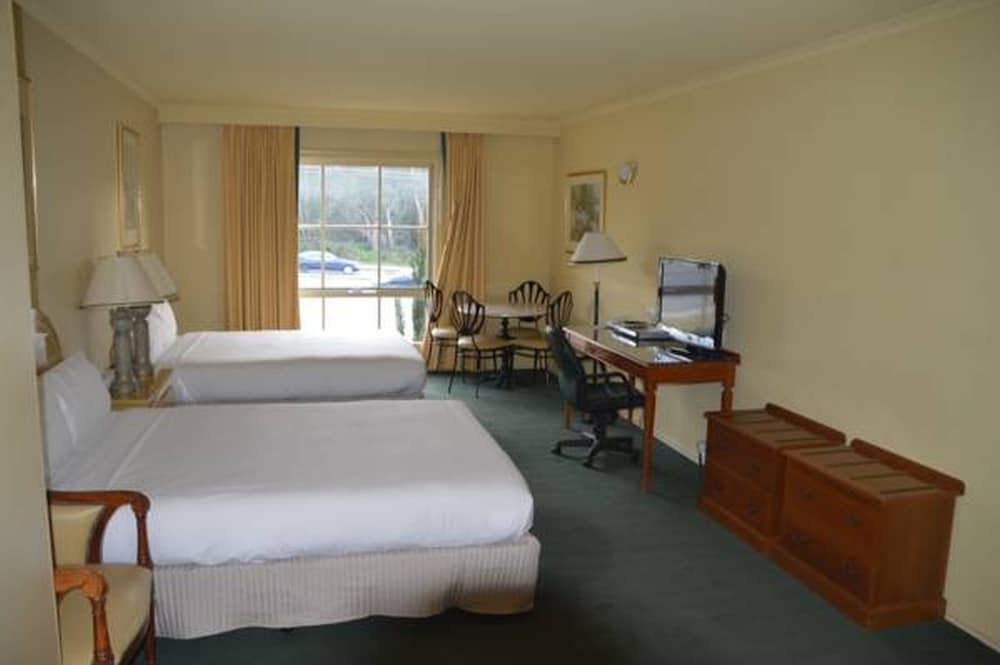ROWVILLE INTERNATIONAL HOTEL 19/46