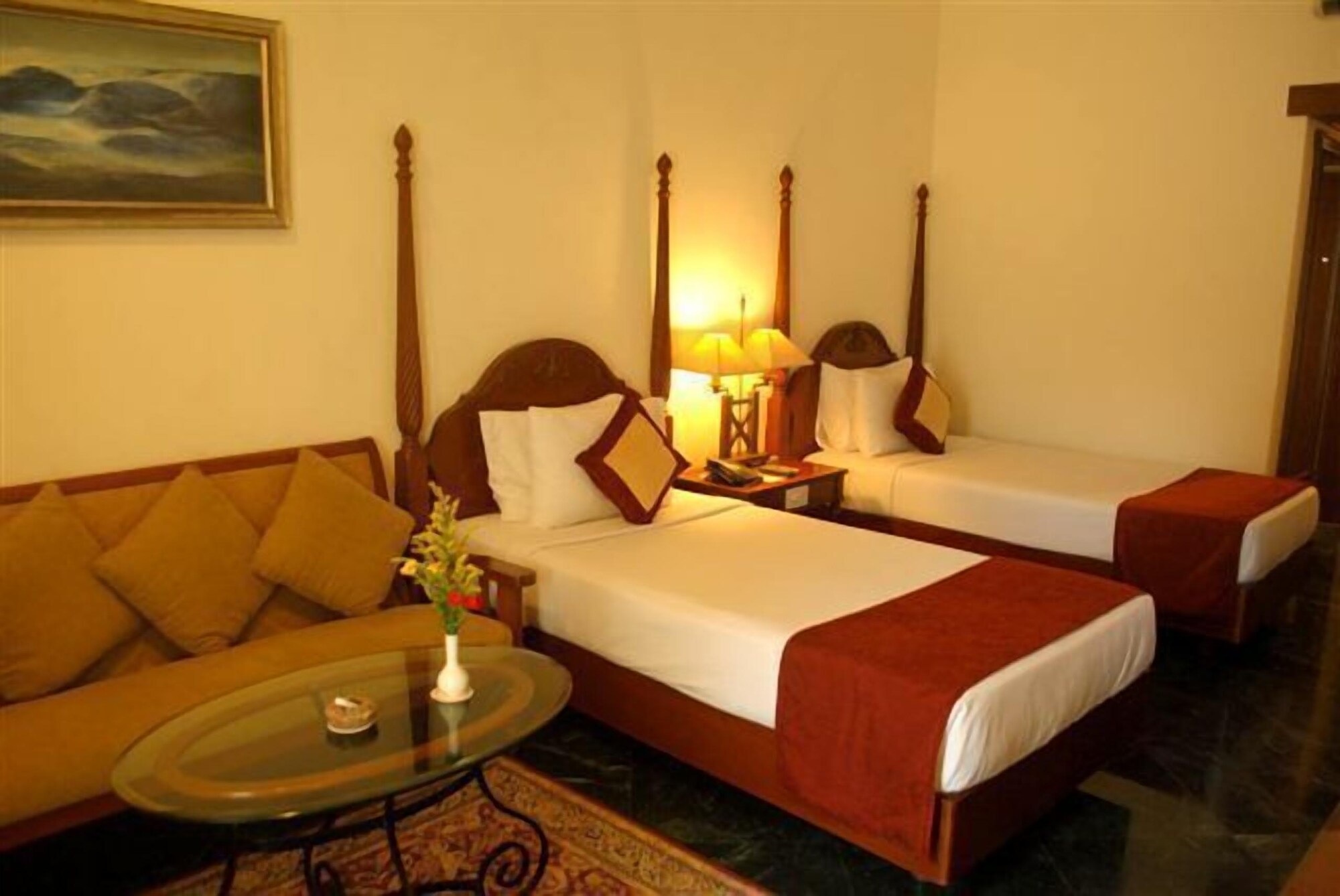 Deluxe, Garden and Pool View, Ground Floor, The Hans Coco Palms 5/8