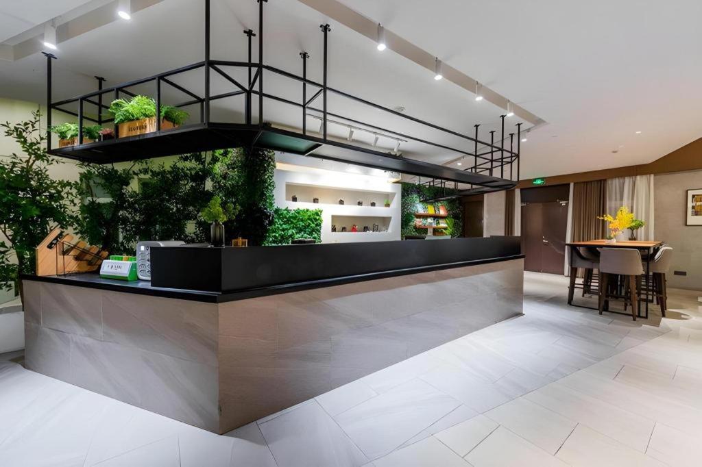 Homeinn Plus (Shanghai Pudong Xinjinqiao Road) 10/57