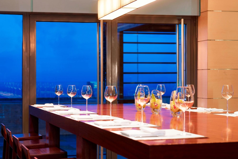 Le Meridien Oran Hotel Convention Centre 57/72