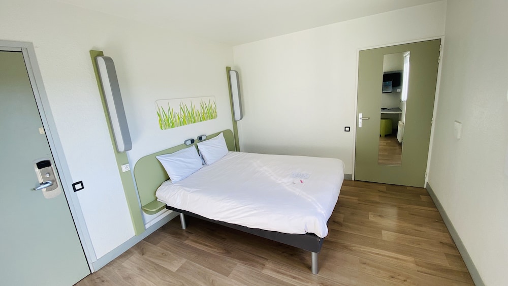 Ibis Budget Caen Gare 30/65