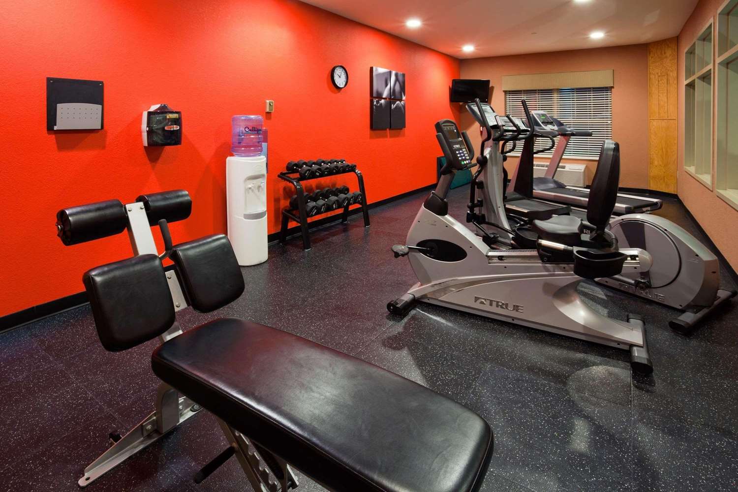 Country Inn & Suites by Radisson, Madison Southwest, WI 16/22