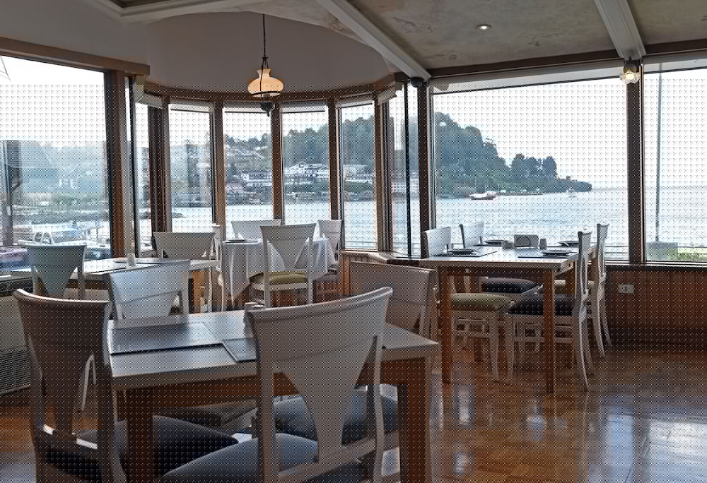 restaurant cafeteria