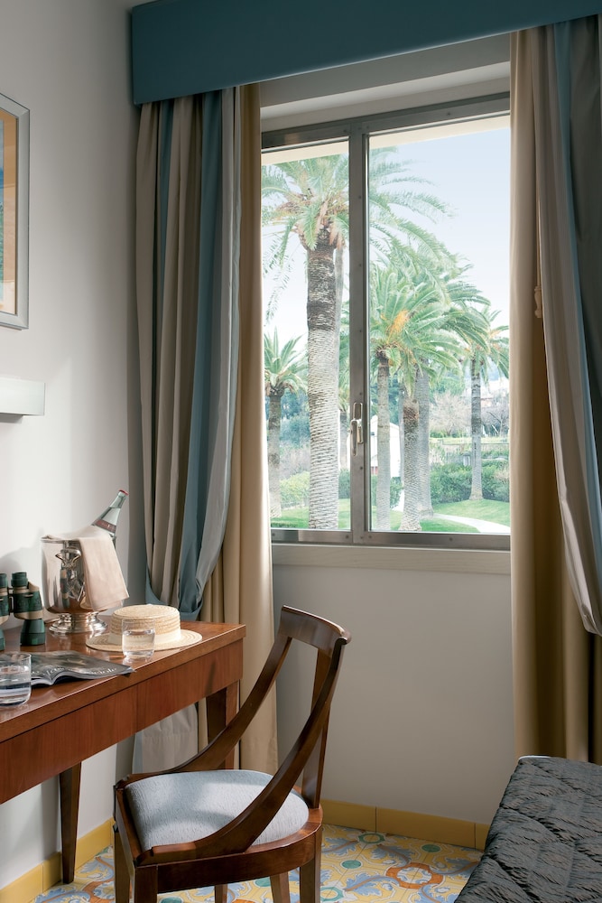 Grand Hotel Angiolieri 63/95