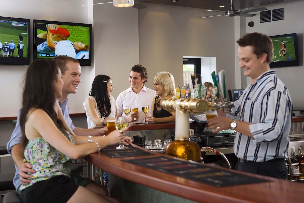 Oaks Townsville Metropole Hotel 10/69