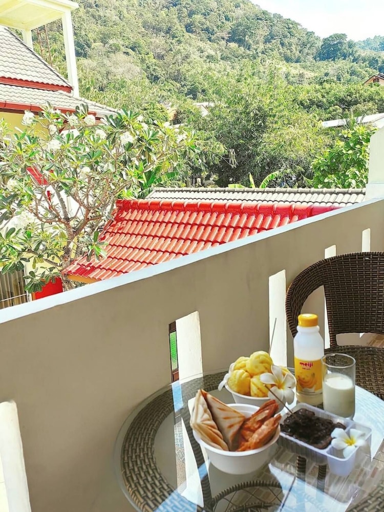 Sunrise Serenity Phuket Resort 40/50