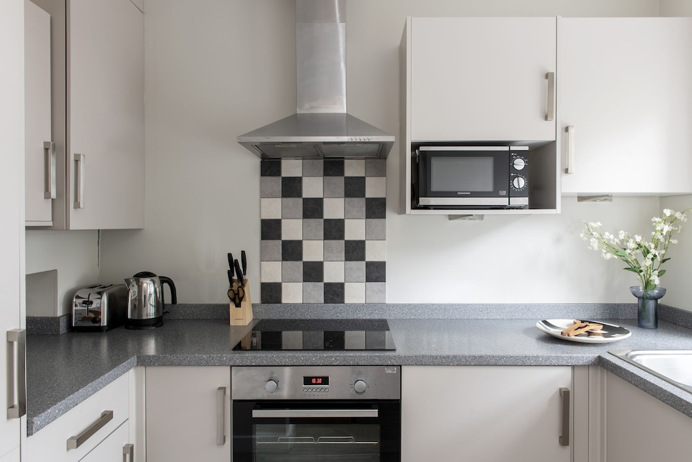 SACO Reading - Castle Crescent 34/64