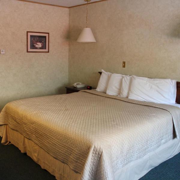 Georgetown Mountain Inn 8/56