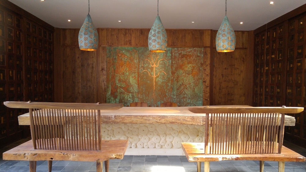 TEJAPRANA RESORT & SPA 5/50