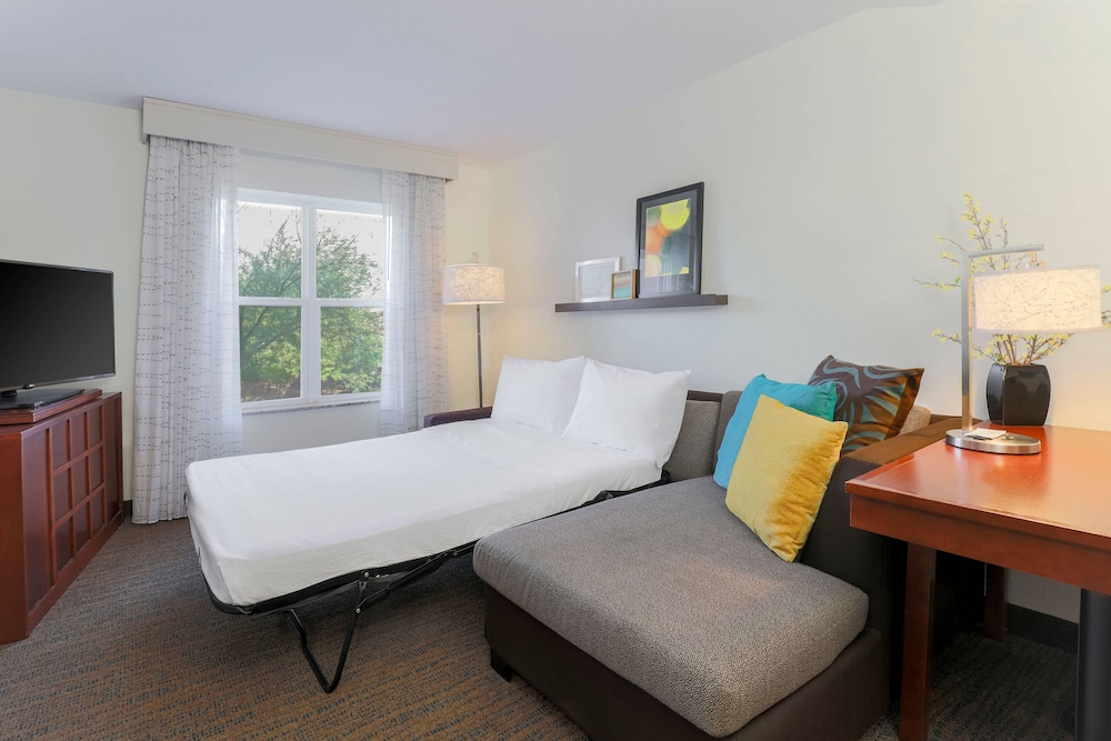 Residence Inn Phoenix Glendale Sports & Entertainment District 12/54