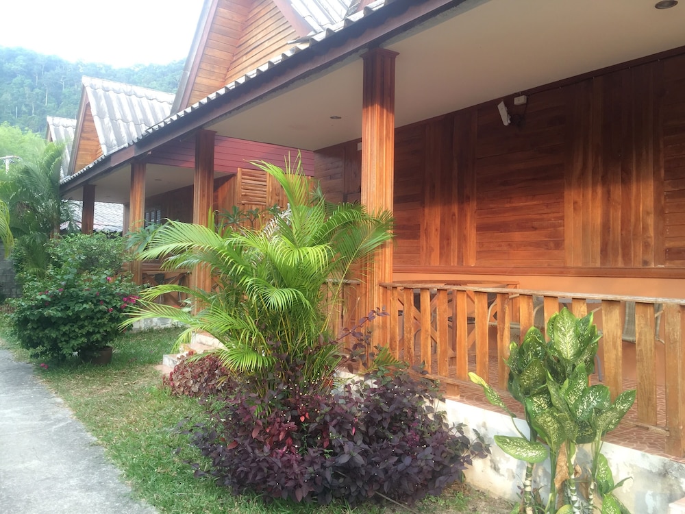 Poonsap Resort 11/62
