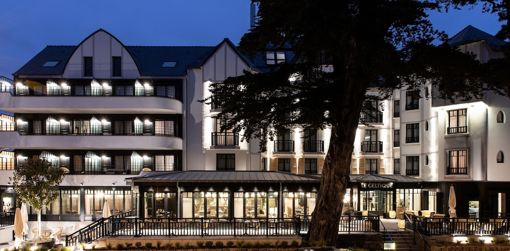 Le Celtique & Spa 2/49