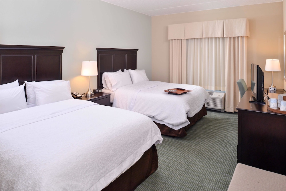 Hampton Inn and Suites Mount Joy Lancaster West 16/43