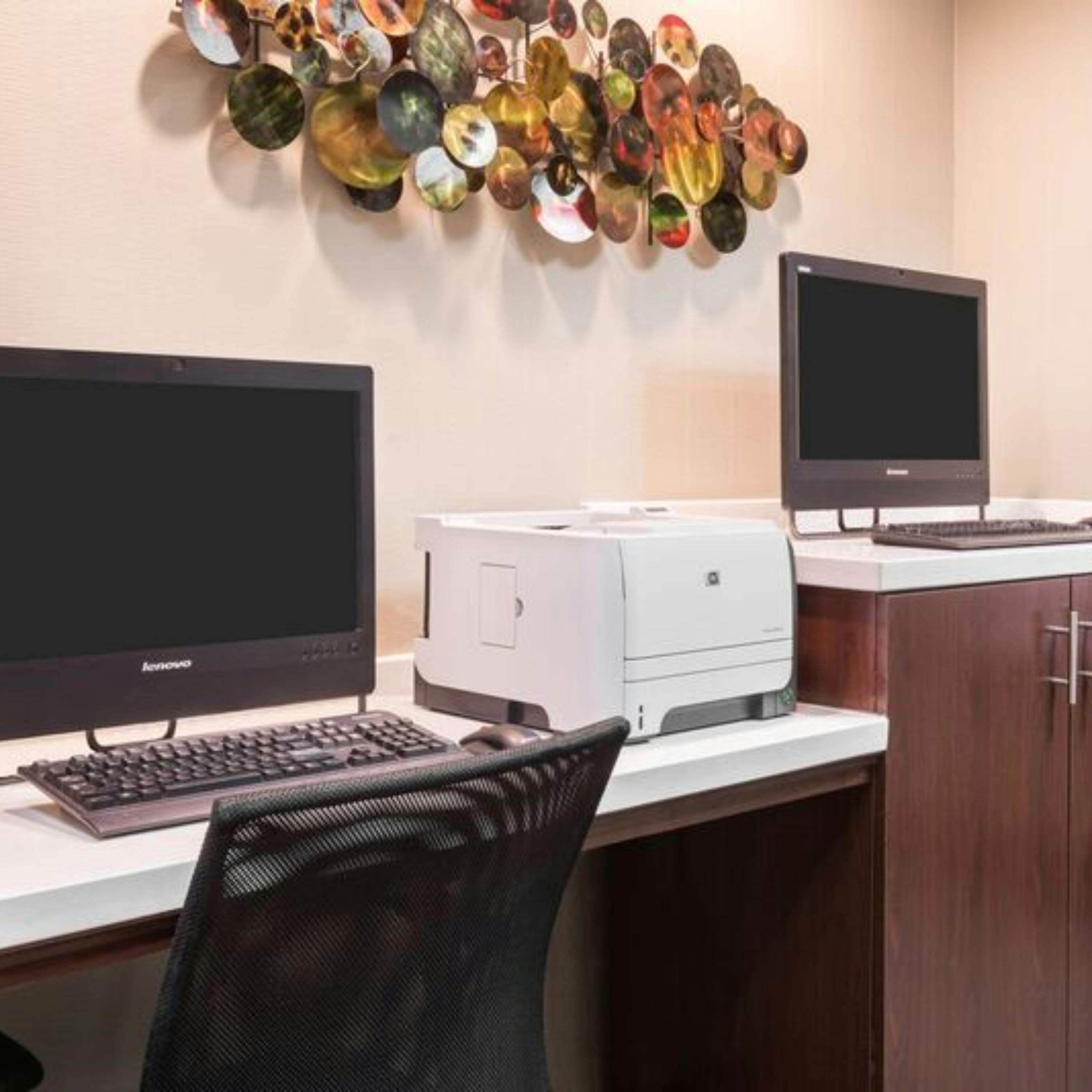 Hampton Inn Atlanta Perimeter Center 16/18