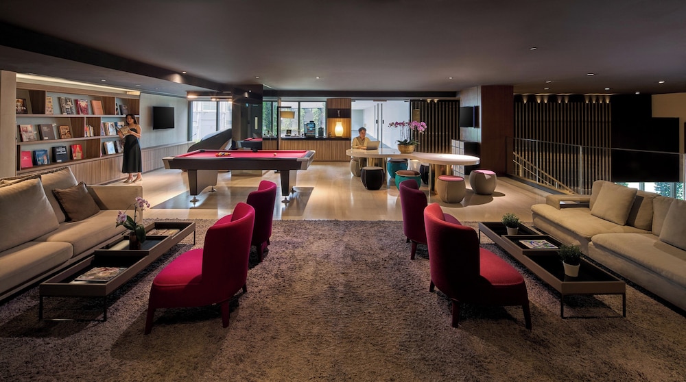 Pan Pacific Serviced Suites Beach Road 30/50