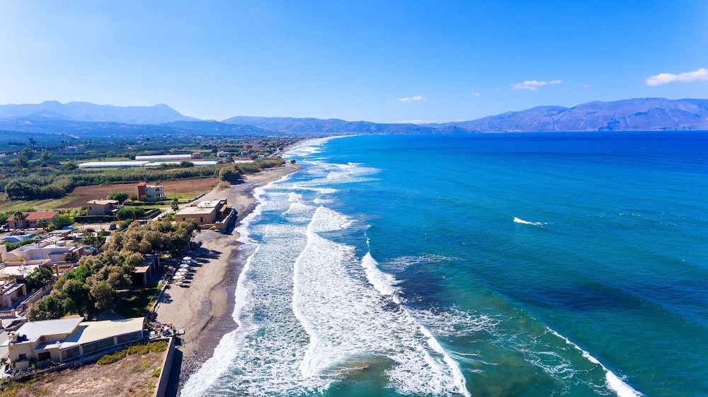 Azure Beach Seafront Villas 42/56