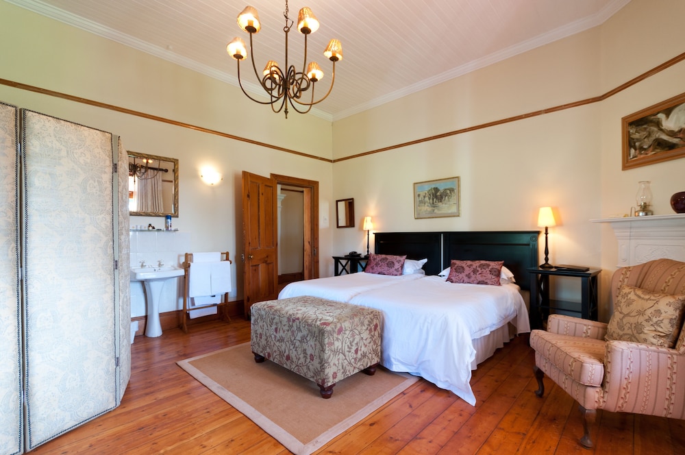 Leeuwenbosch Shearers Lodge 15/50