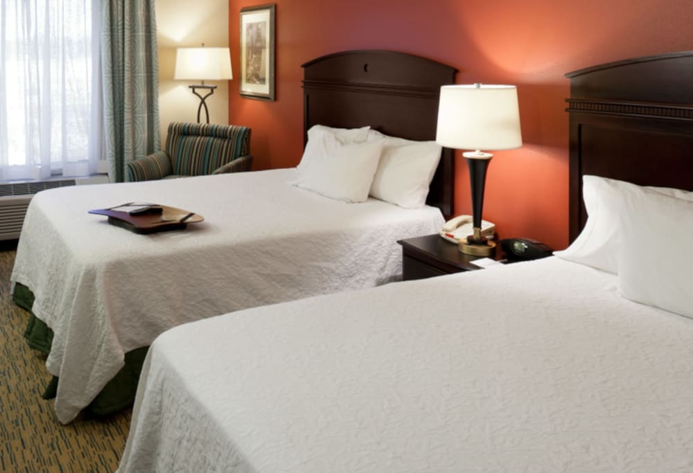 Hampton Inn And Suites Texarkana 10/32