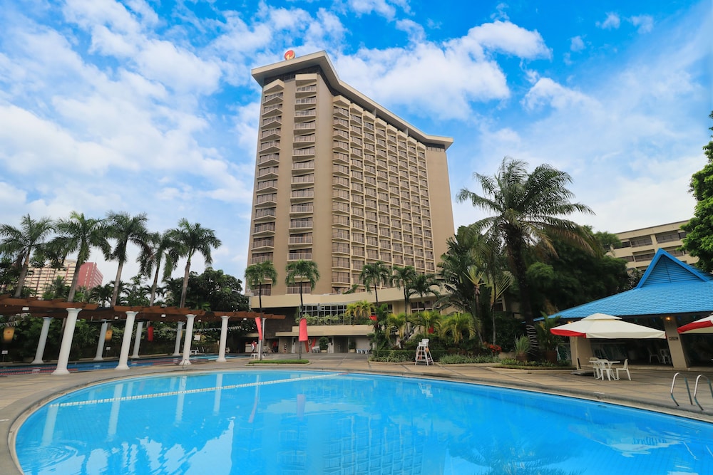 Century Park Hotel 3/76