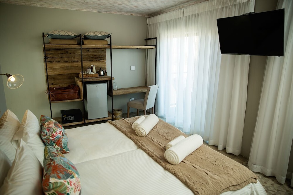 Driftwood Guesthouse 9/39