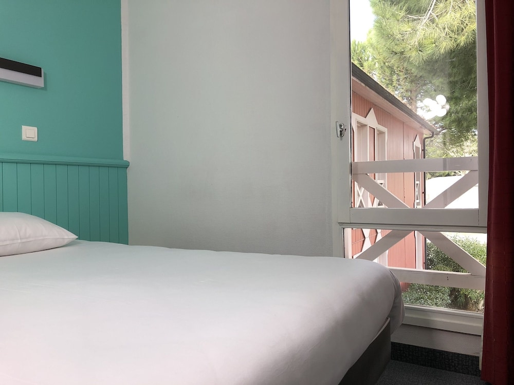 Halt hôtel 13/50