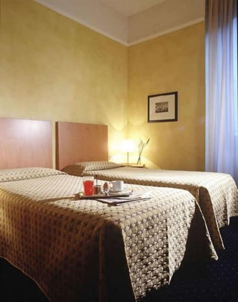 Club Hotel Milan 14/55