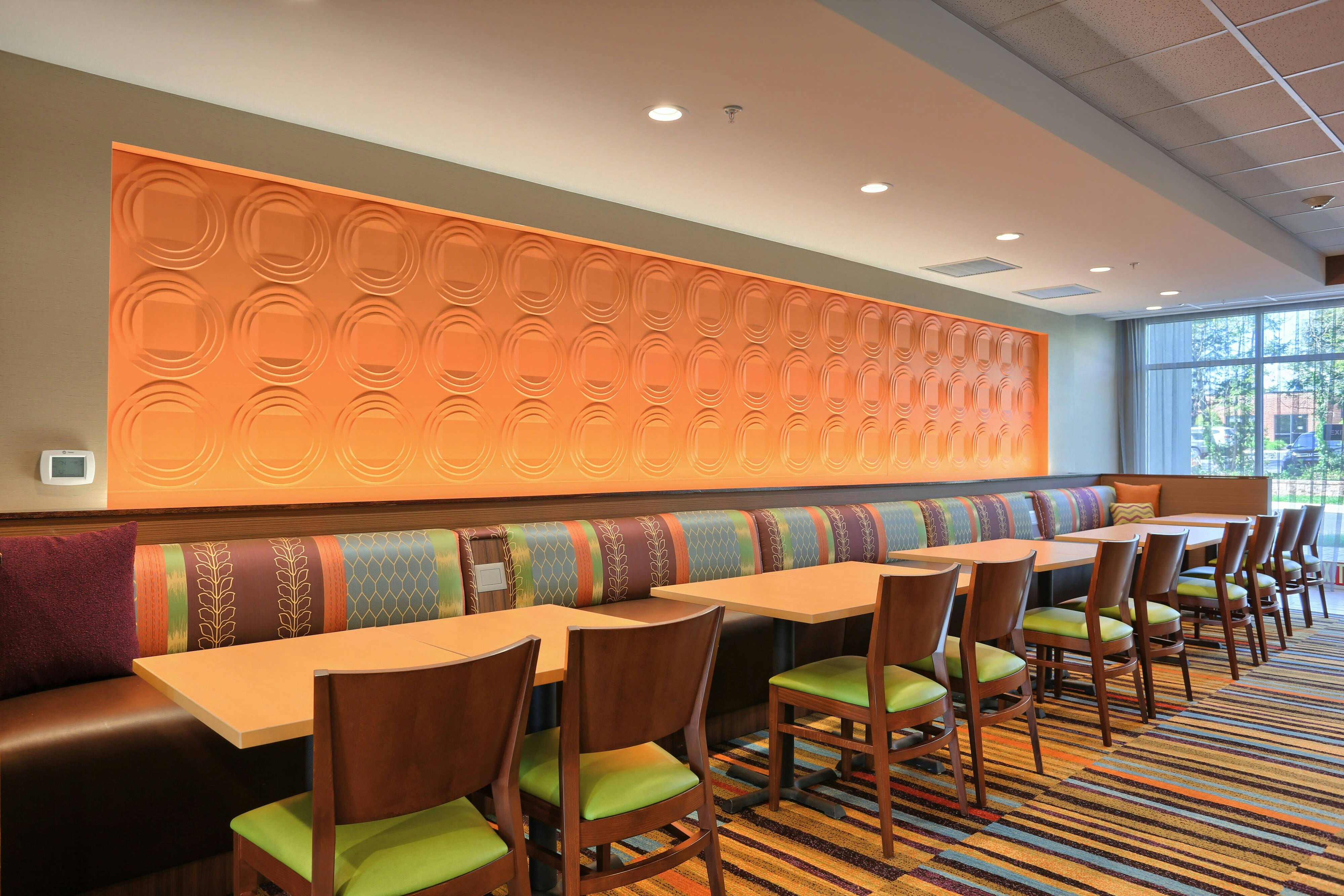 Fairfield Inn Suites Philadelphia Willow Grove 24/26