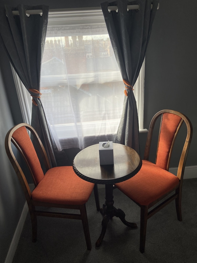 The Mountview 37/50
