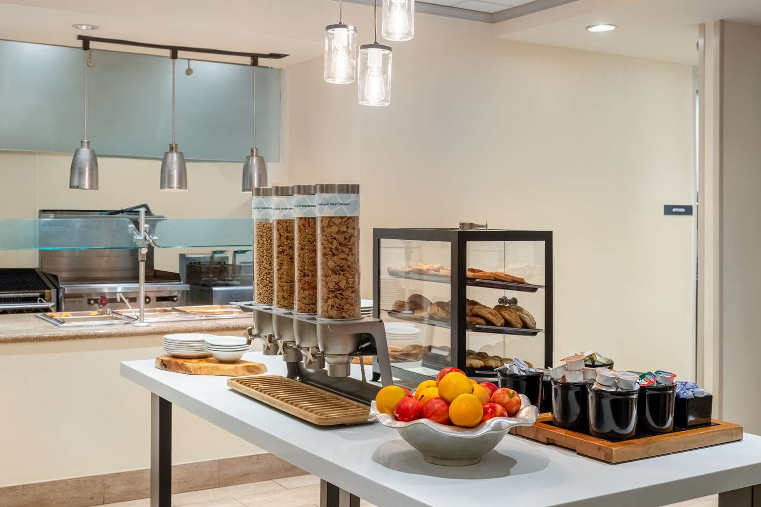 restaurant cafeteria