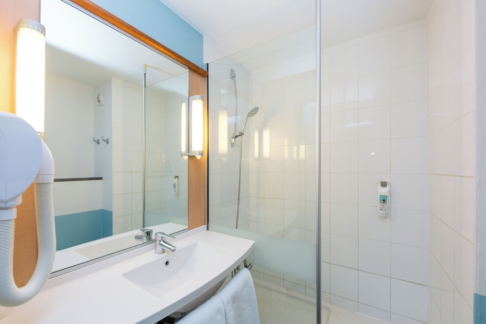 Ibis Sisteron 52/53