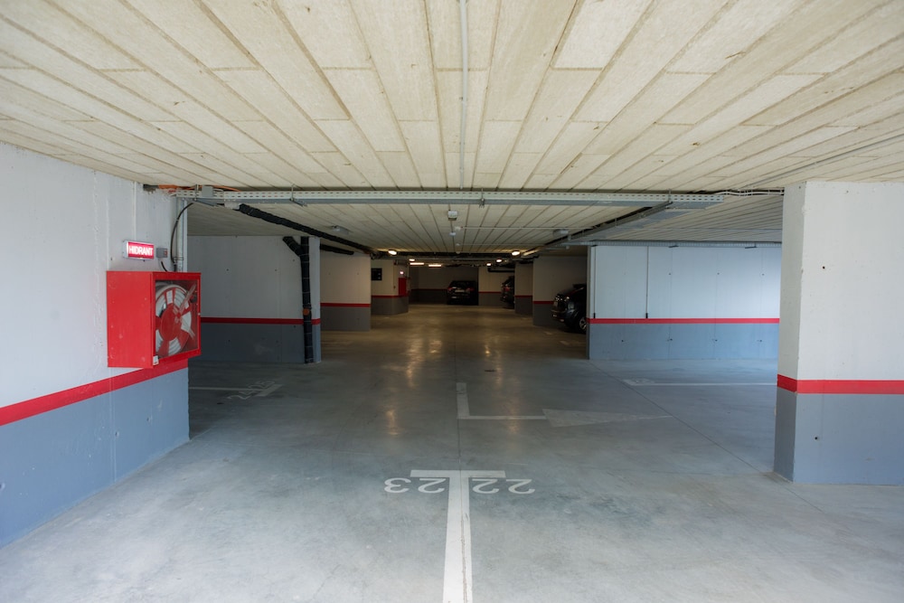 Uba Aparthotel 39/50