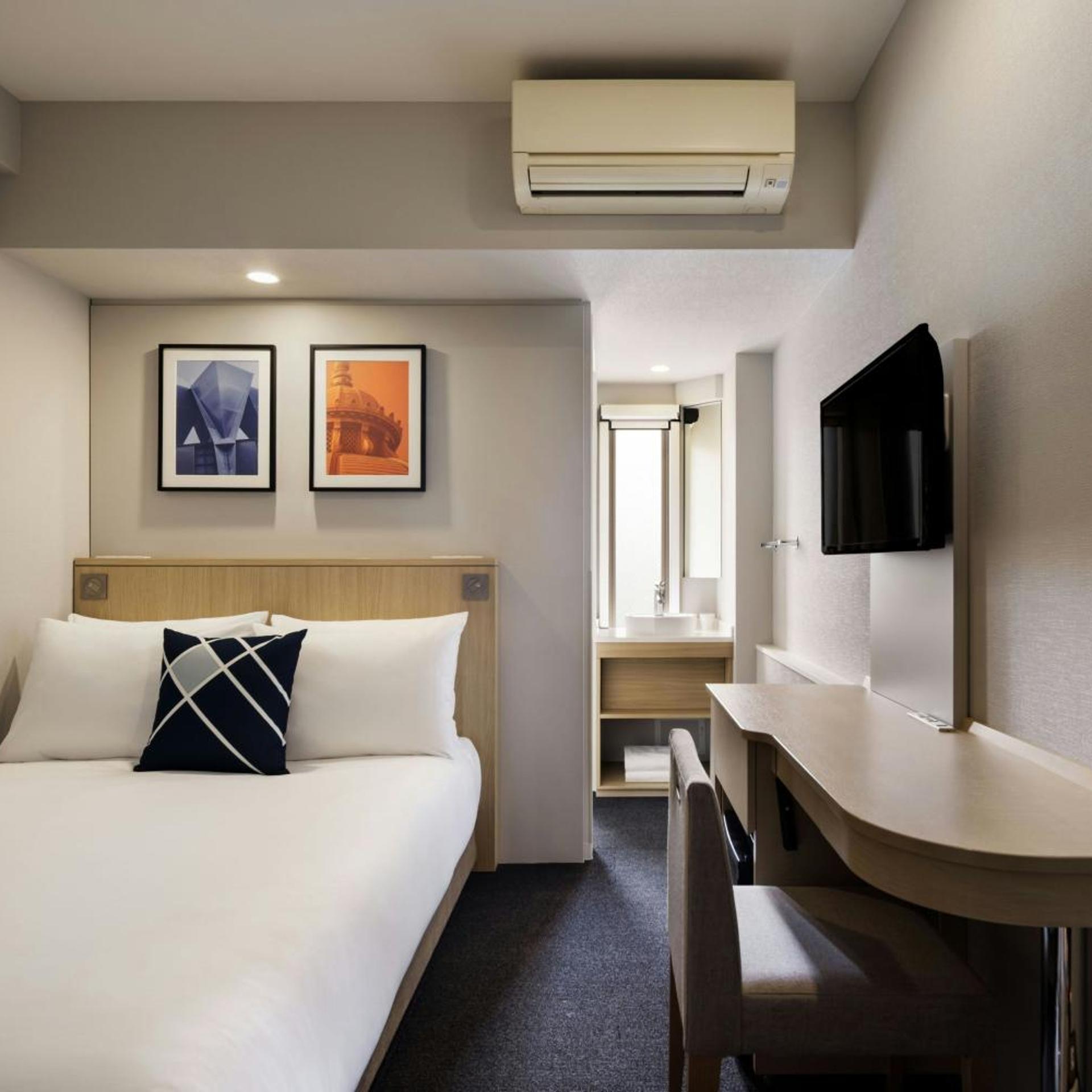 ROOM, DOUBLE BED, HIGH FLOOR