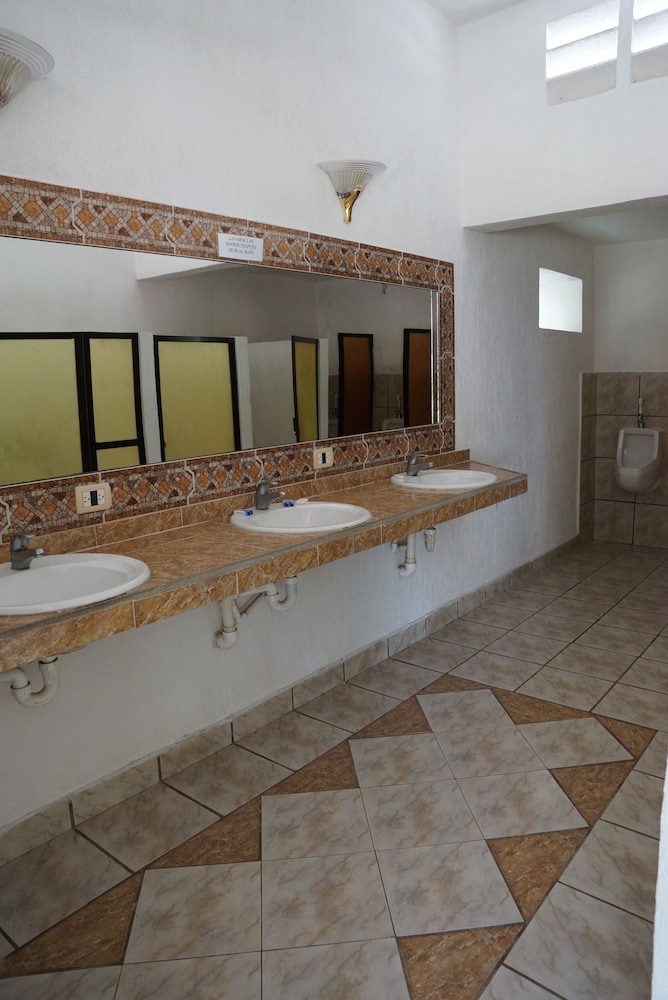 Hotel Doralba Inn Chichen 69/69