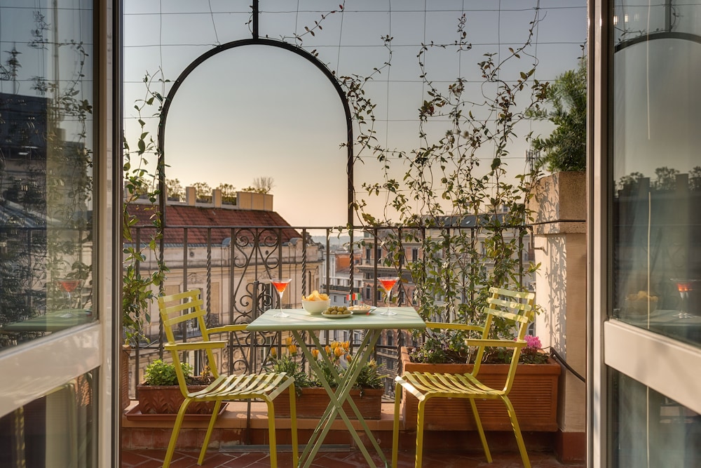 Tritone Top House 44/83