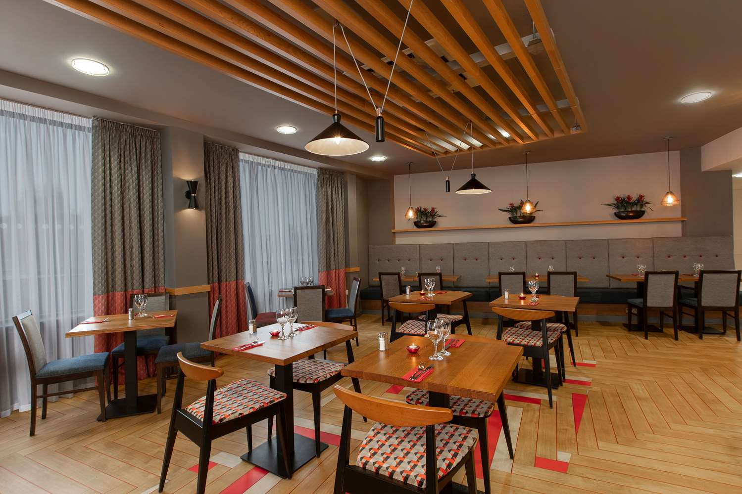 Ramada Encore by Wyndham Newcastle-Gateshead 20/27