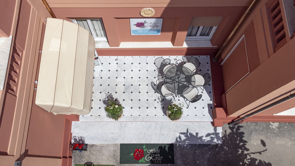 Hotel Delle Rose 9/50