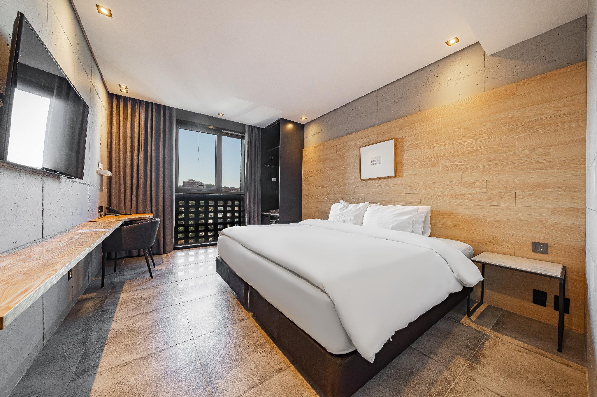 Hollywood, Superior, Double Bed, Accessible