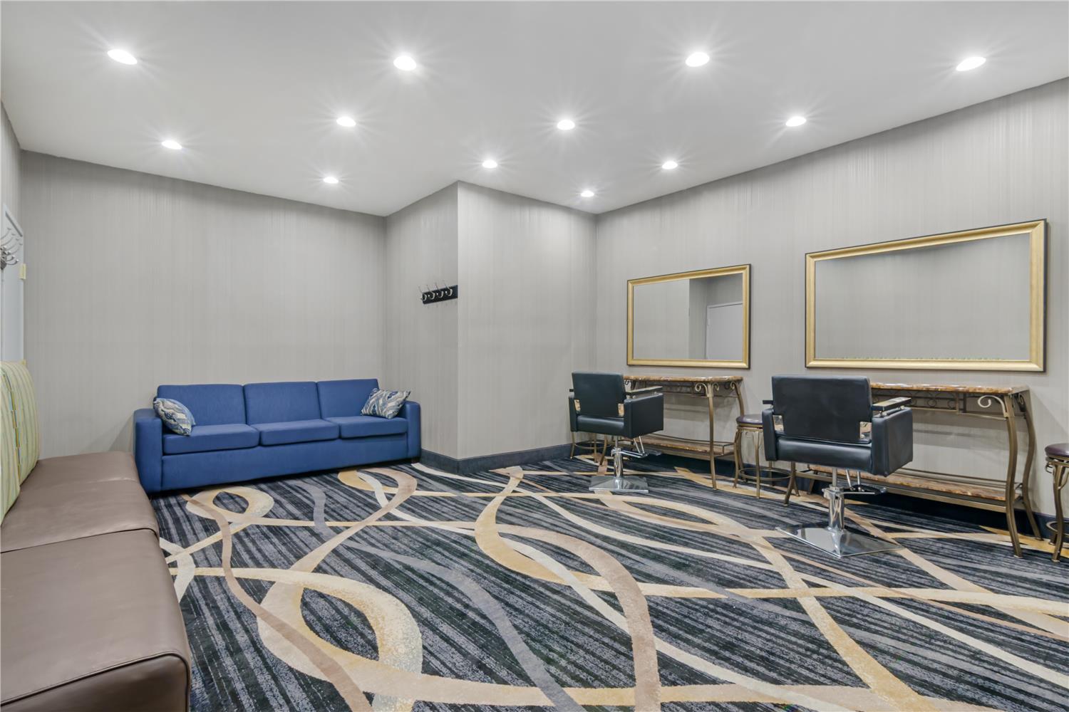 Best Western Plus Washington Hotel 37/42