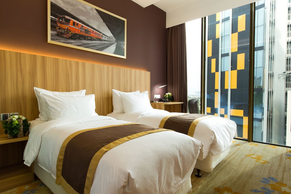 Bay Hotel Ho Chi Minh 14/66