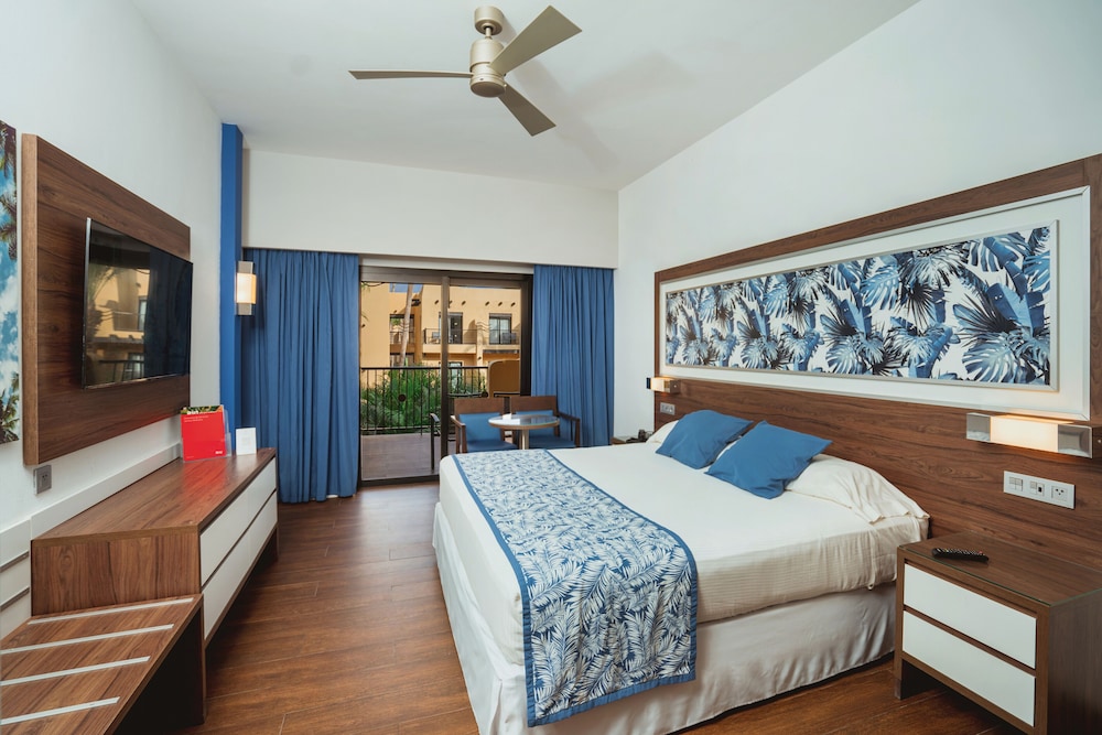 Double Room RIU Party DPBP
