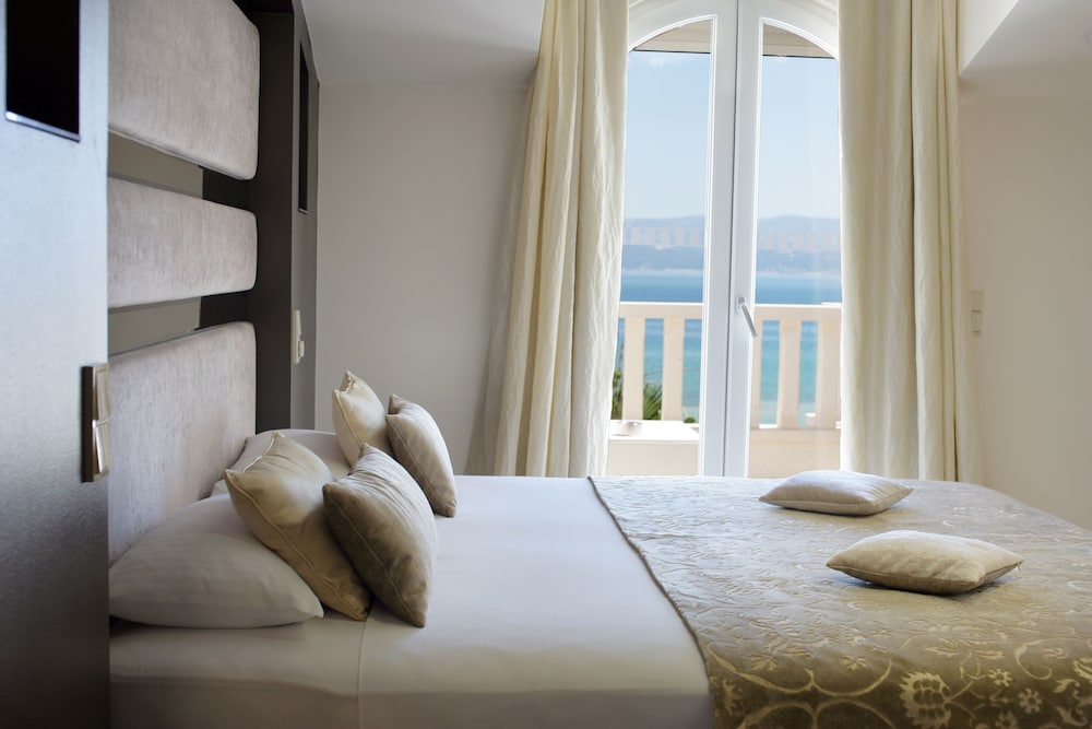 Hotel Damianii 18/75