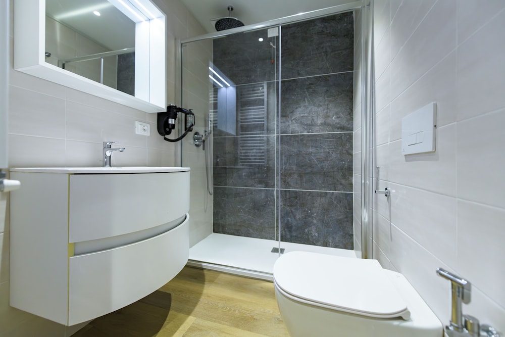 Hotel Villa Dirce 34/36