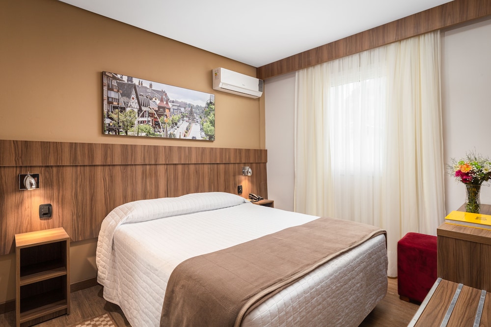 Hotel Fioreze Centro 19/79